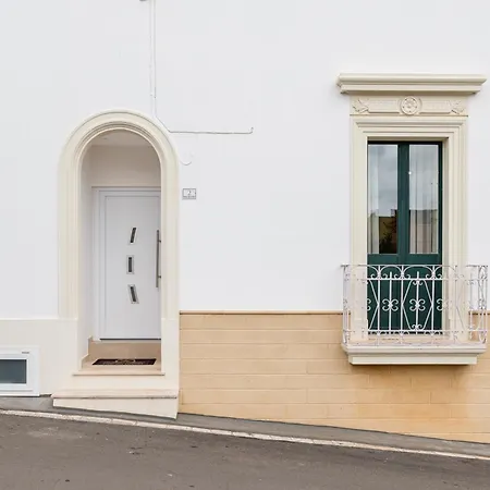 Dimora Liberta Luxury Con Vista Piazza E Vasca Idromassaggio In A 15 Minuti Dai 2 Mari Руффано